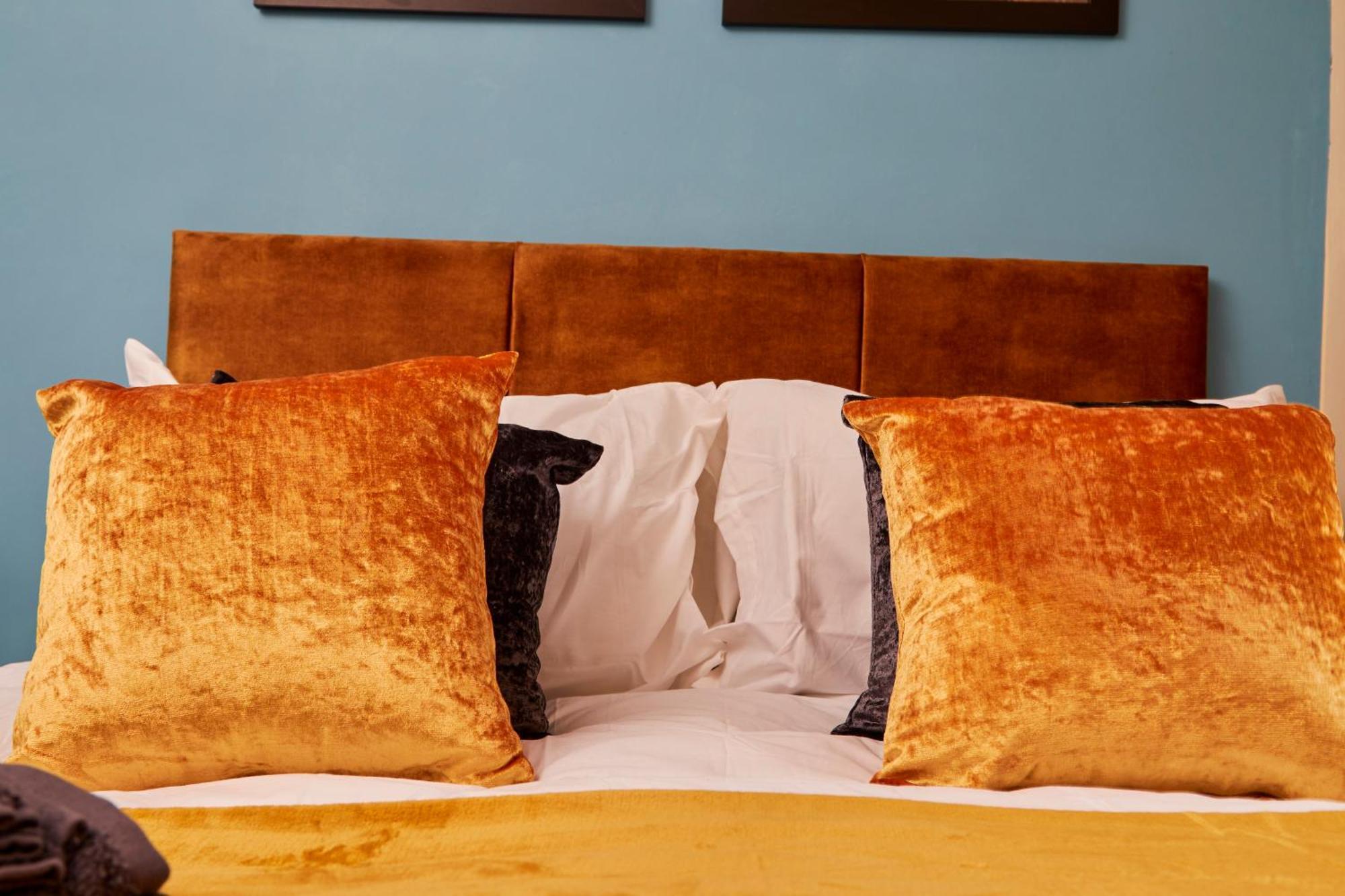 30 Percent Off - Lovely 4 Bed In Apartment