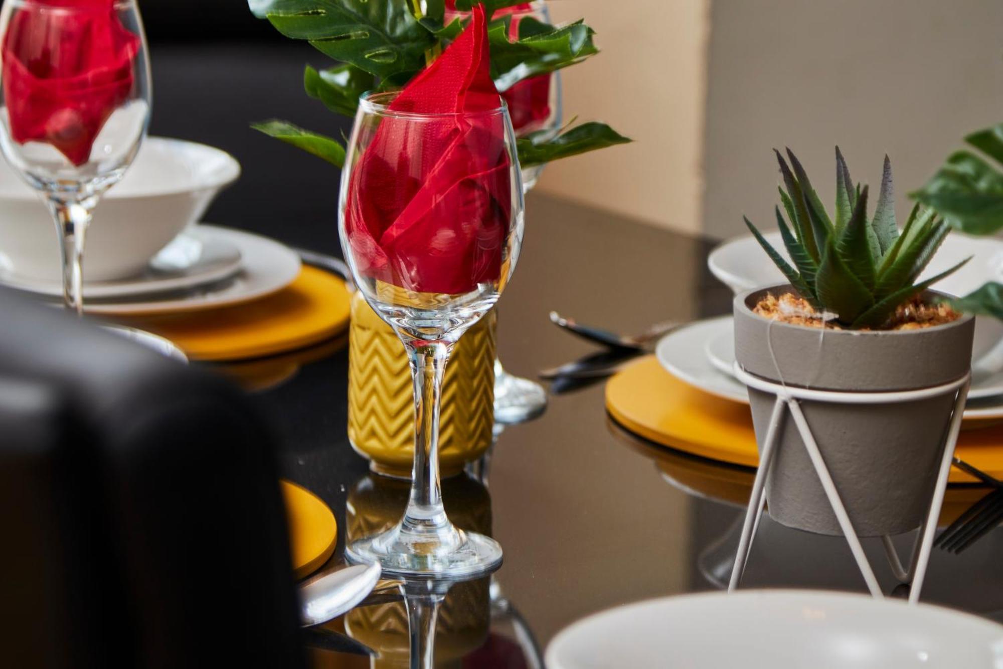 30 Percent Off - Lovely 4 Bed In Apartment