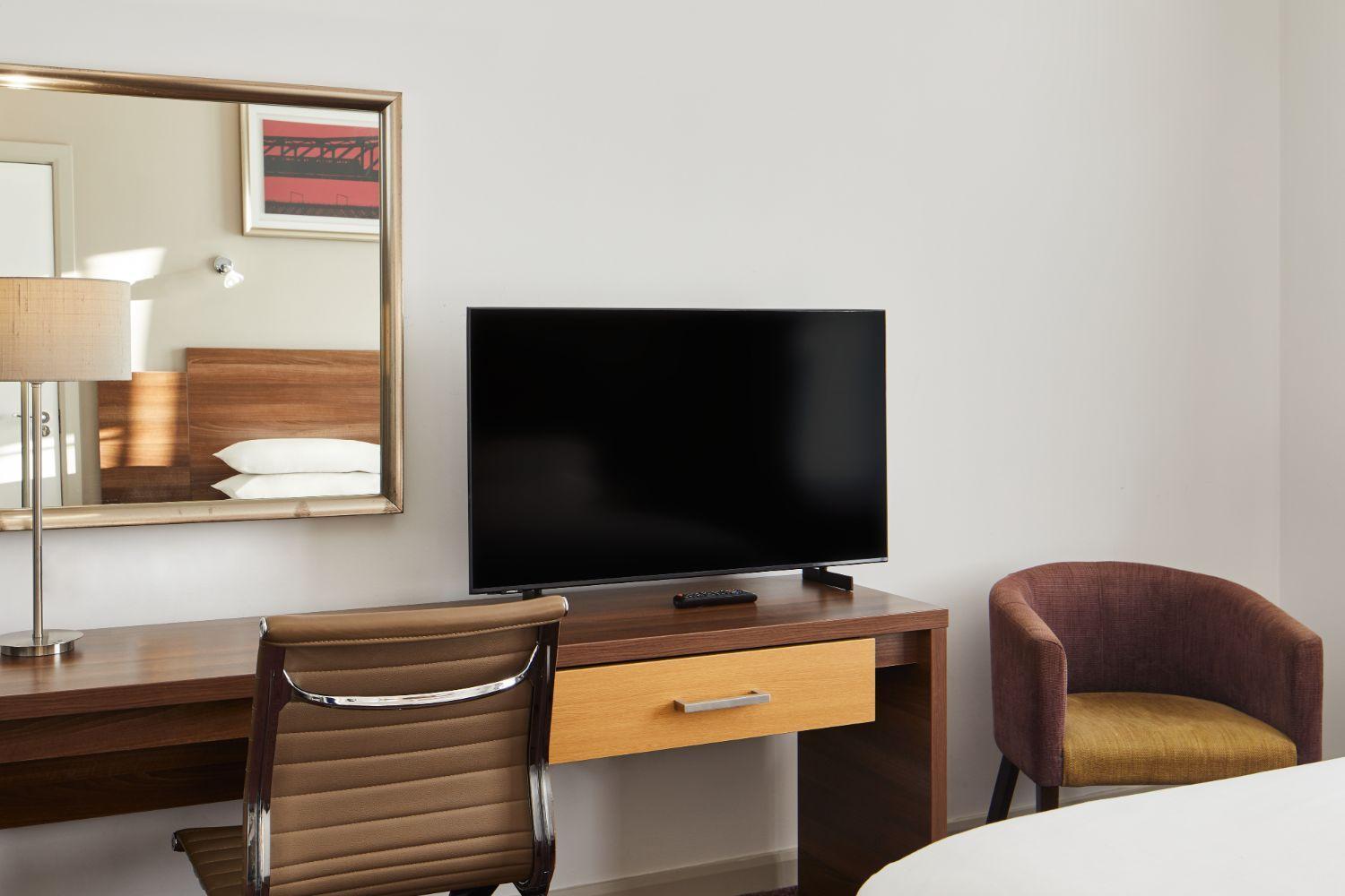 Leonardo Hotel 4*