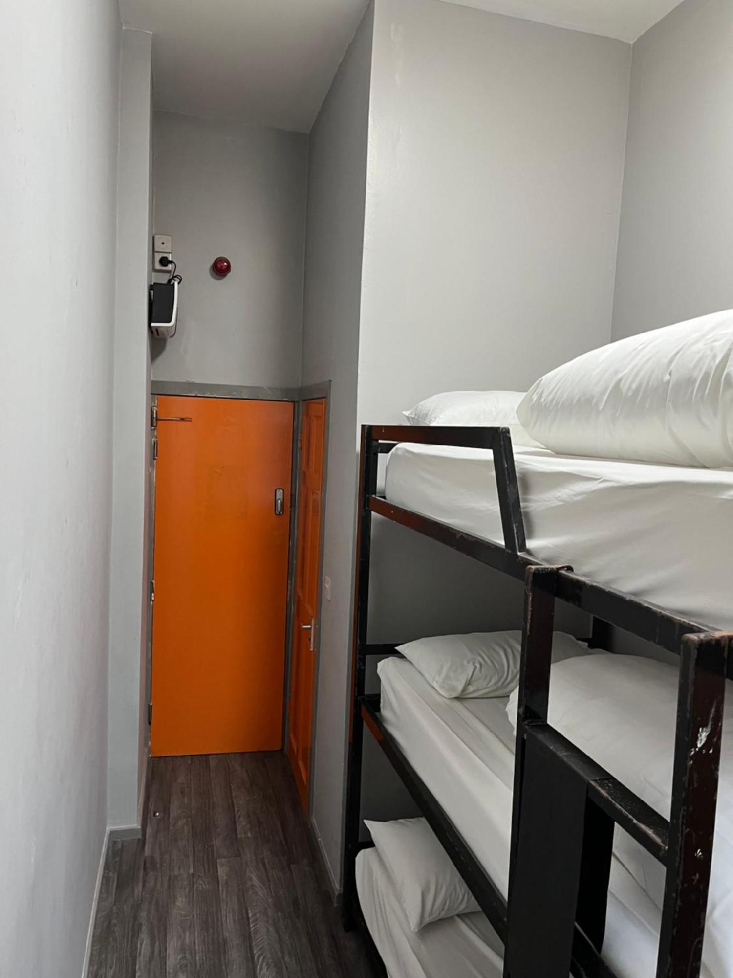 Hotel Heroesbunkz Newcastle upon Tyne