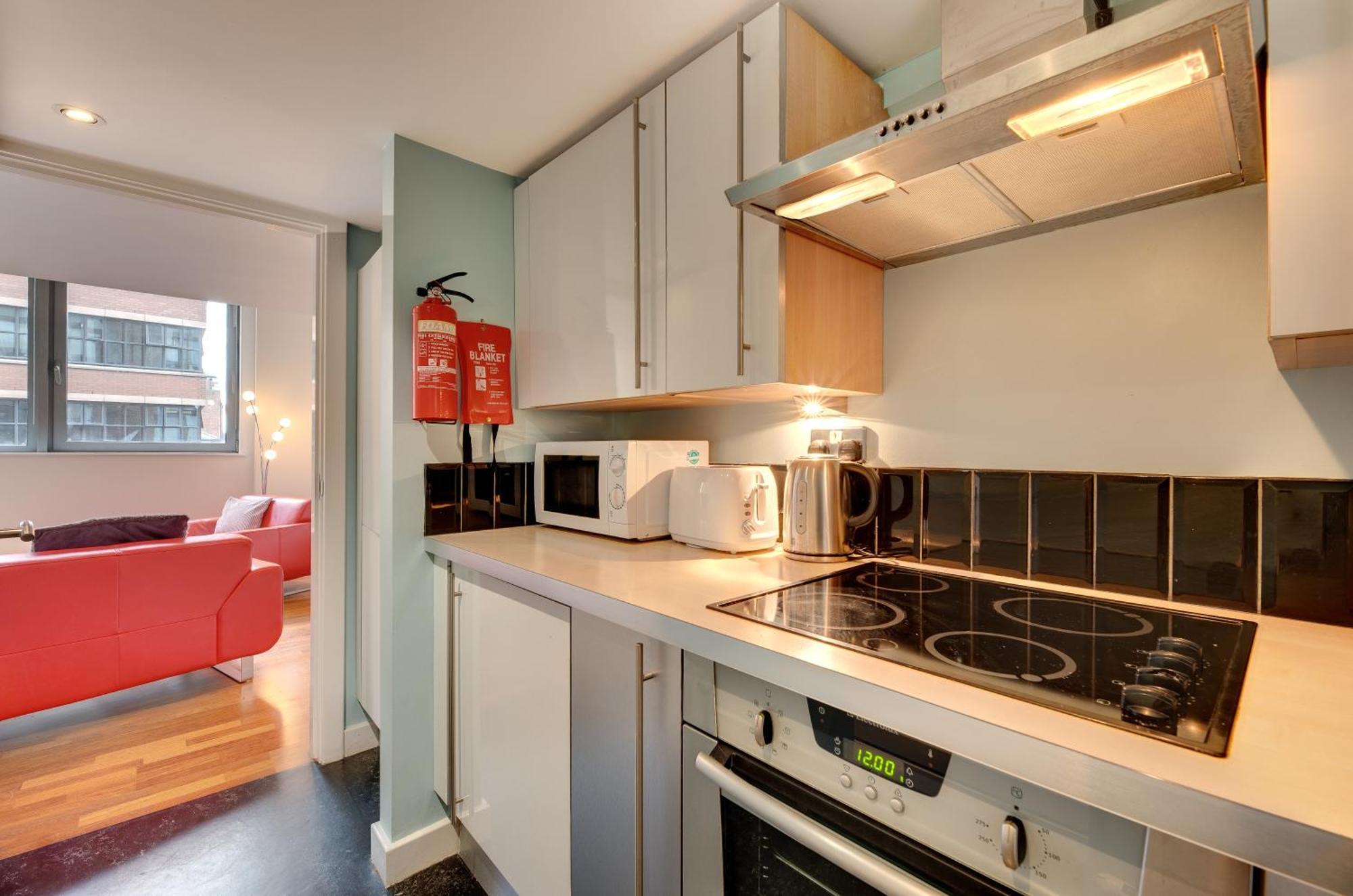 Crown 1d By Week2week Apartment Newcastle upon Tyne