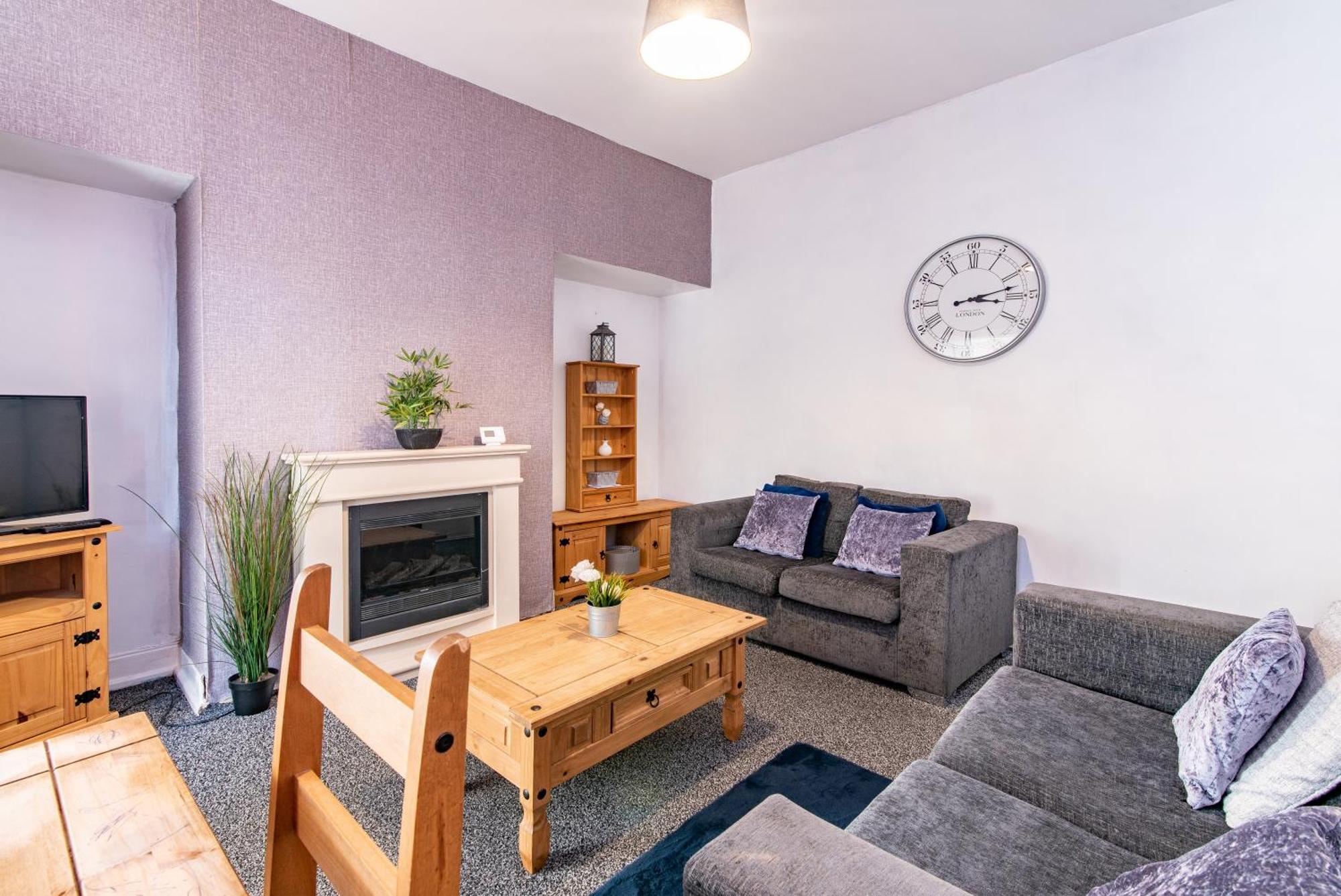 Apartment Tamworth 99 - 2br House Near St James Park Newcastle upon Tyne