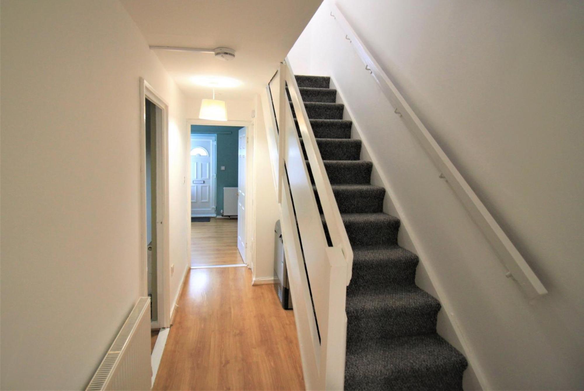 St House - Charming 3 Bed, 2 Bathrooms, Driveway Parking, Close To Town Centre Holiday home *