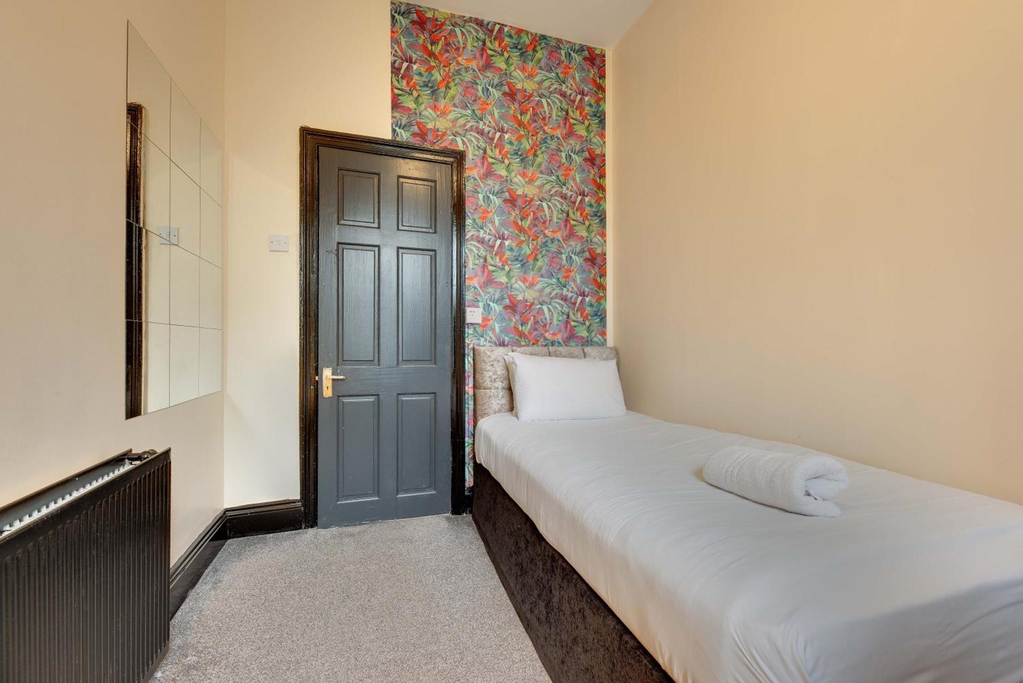 5 Newcastle upon Tyne