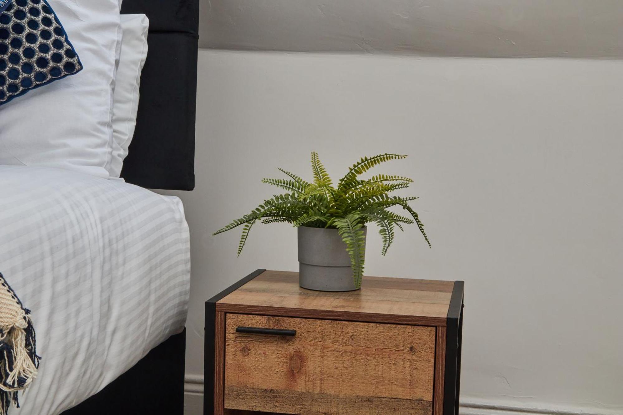 Large 4 Bedroom Near Centre Newcastle upon Tyne