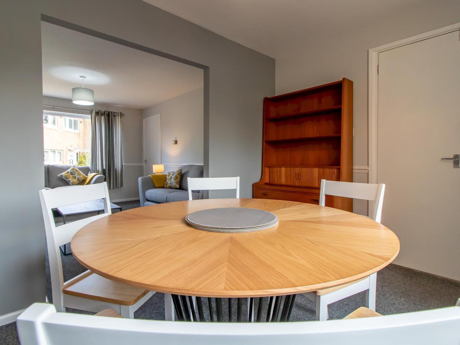 Holiday home Excellently Located Centre House Pass The Keys
