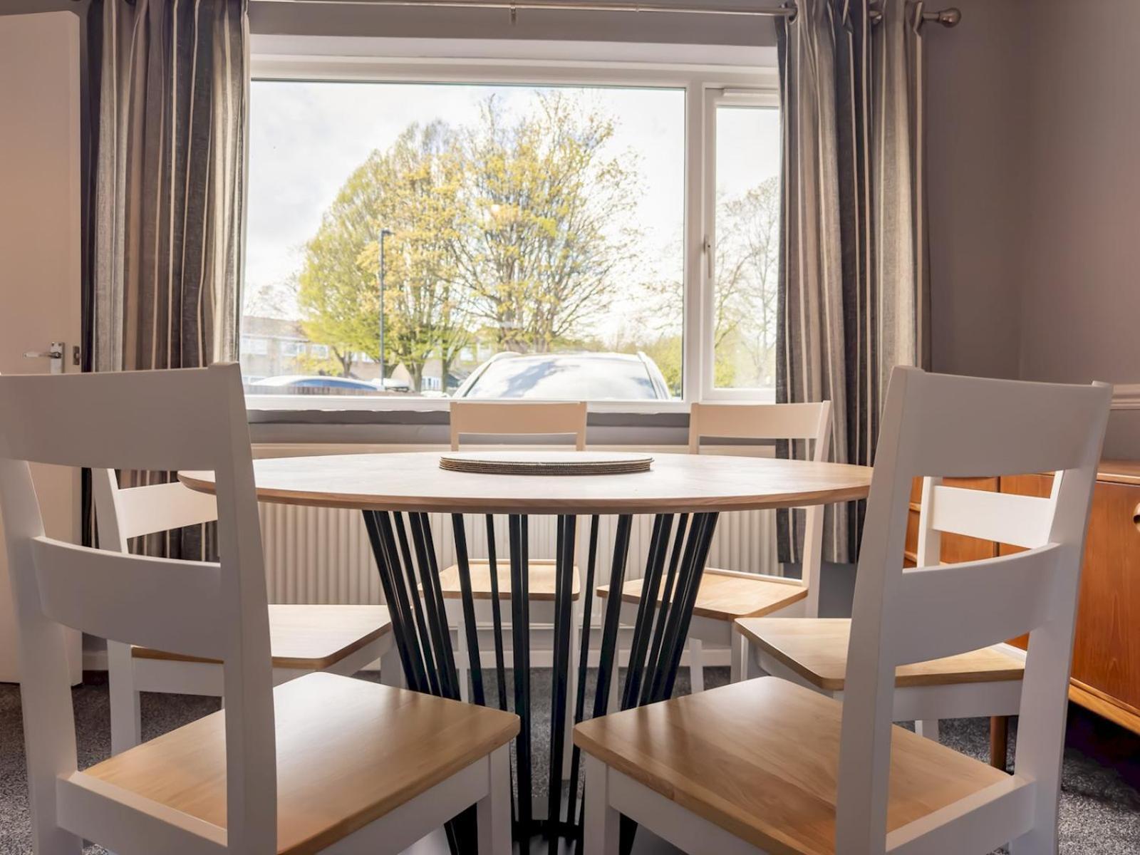 Excellently Located Centre House Pass The Keys * Newcastle upon Tyne