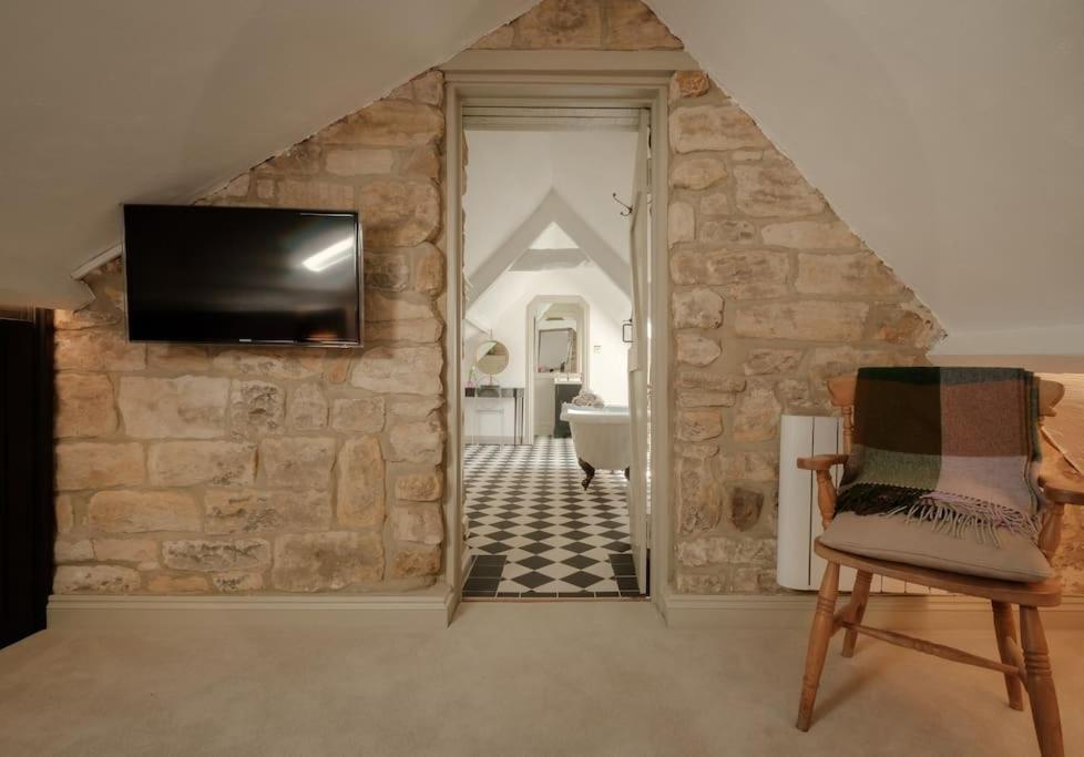 The Old Stables *