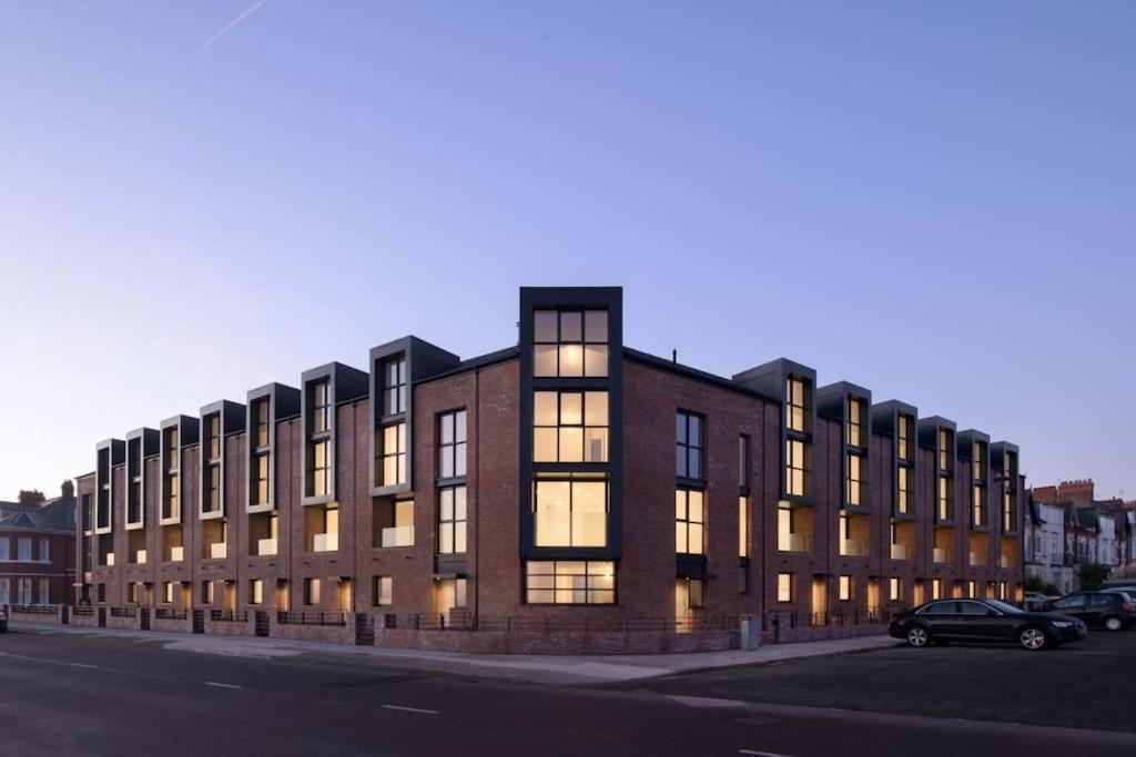 Luxury Coastal Townhouse * Newcastle upon Tyne