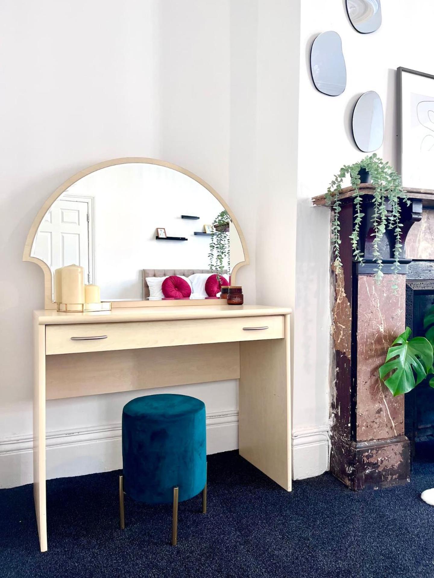 Centrally Located Apartment-free Parking *