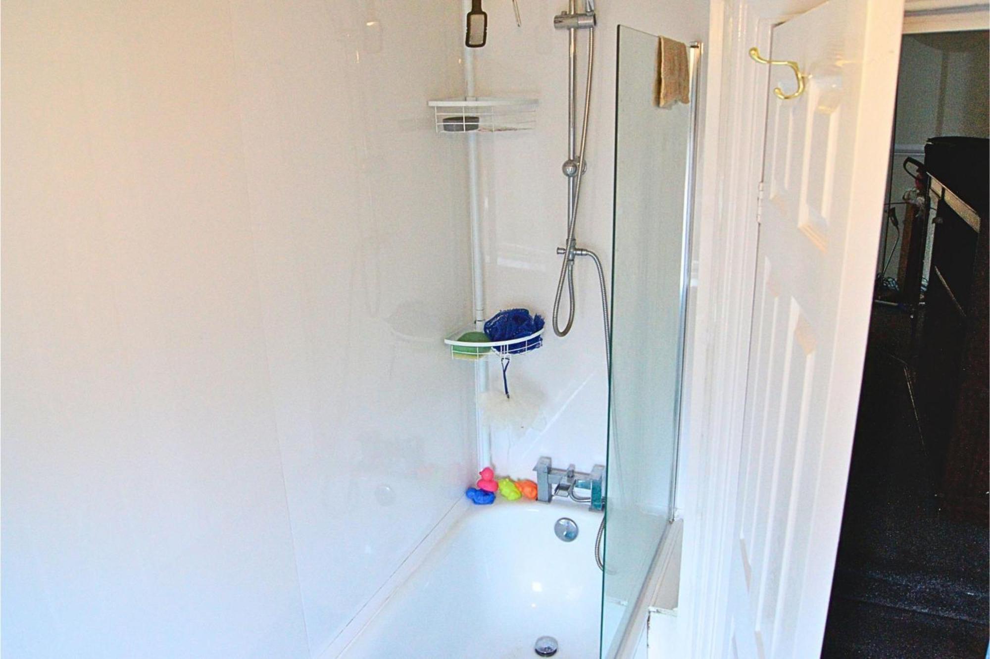 Spacious 4bed Close To Centre * Newcastle upon Tyne