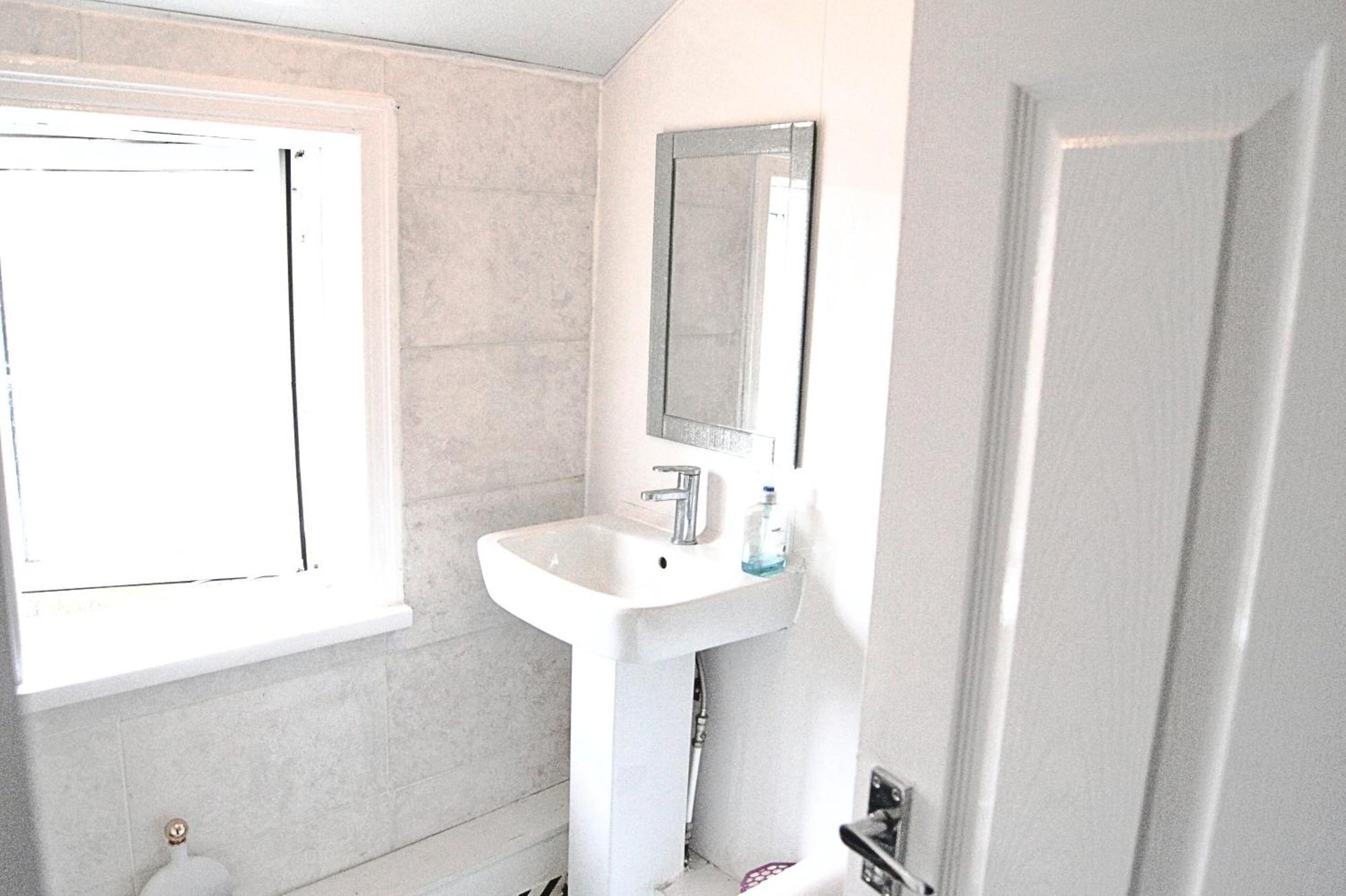 Spacious 4bed Close To Centre Holiday home