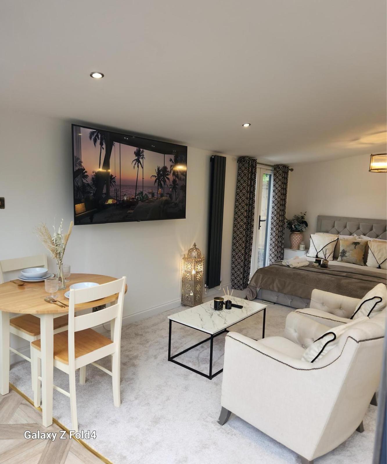 1-bed With Parking Ideal For Couples Apartment