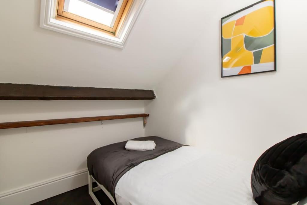 Apartment 5 Bedrooms Eastbourne-luna *