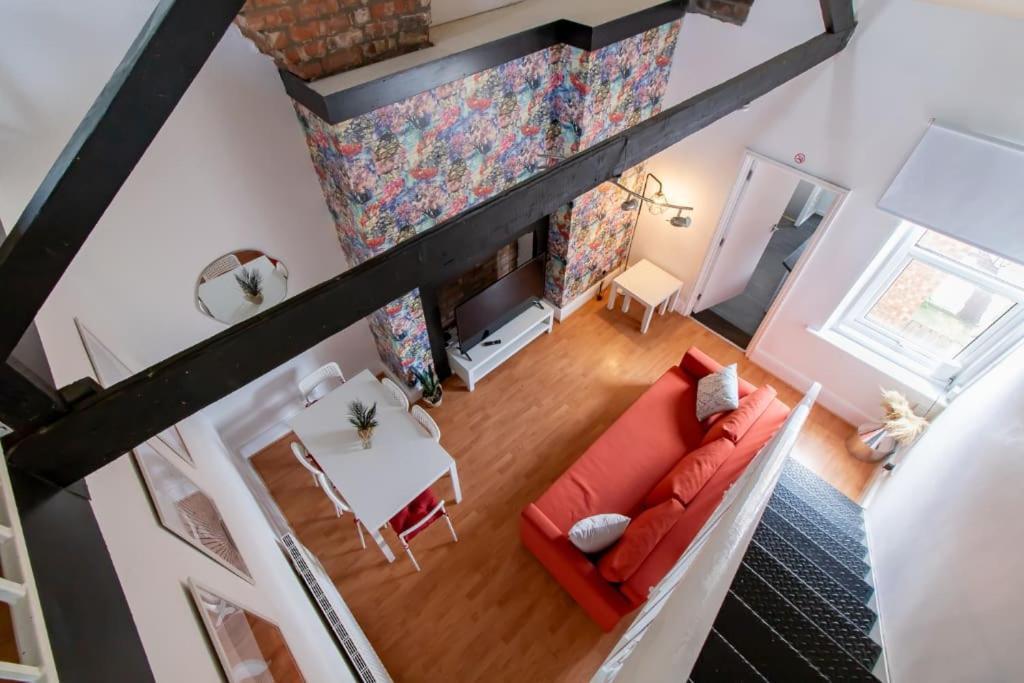 5 Bedrooms Eastbourne-luna *