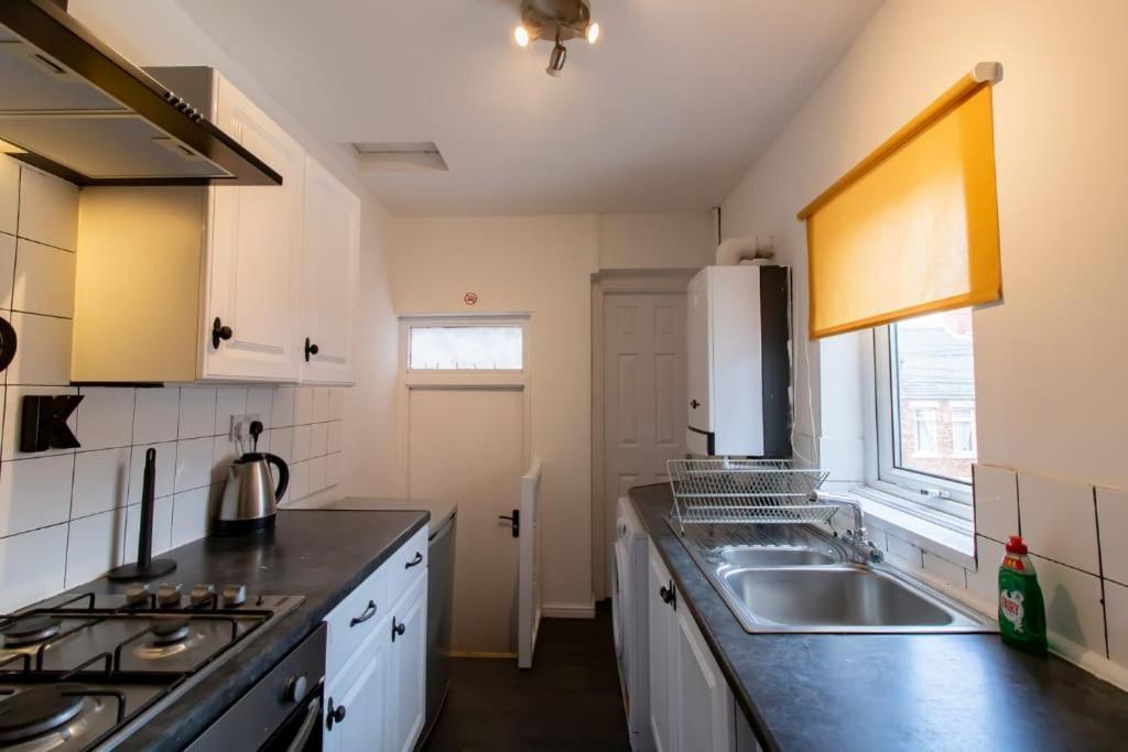 5 Bedrooms Eastbourne-luna Apartment Newcastle upon Tyne