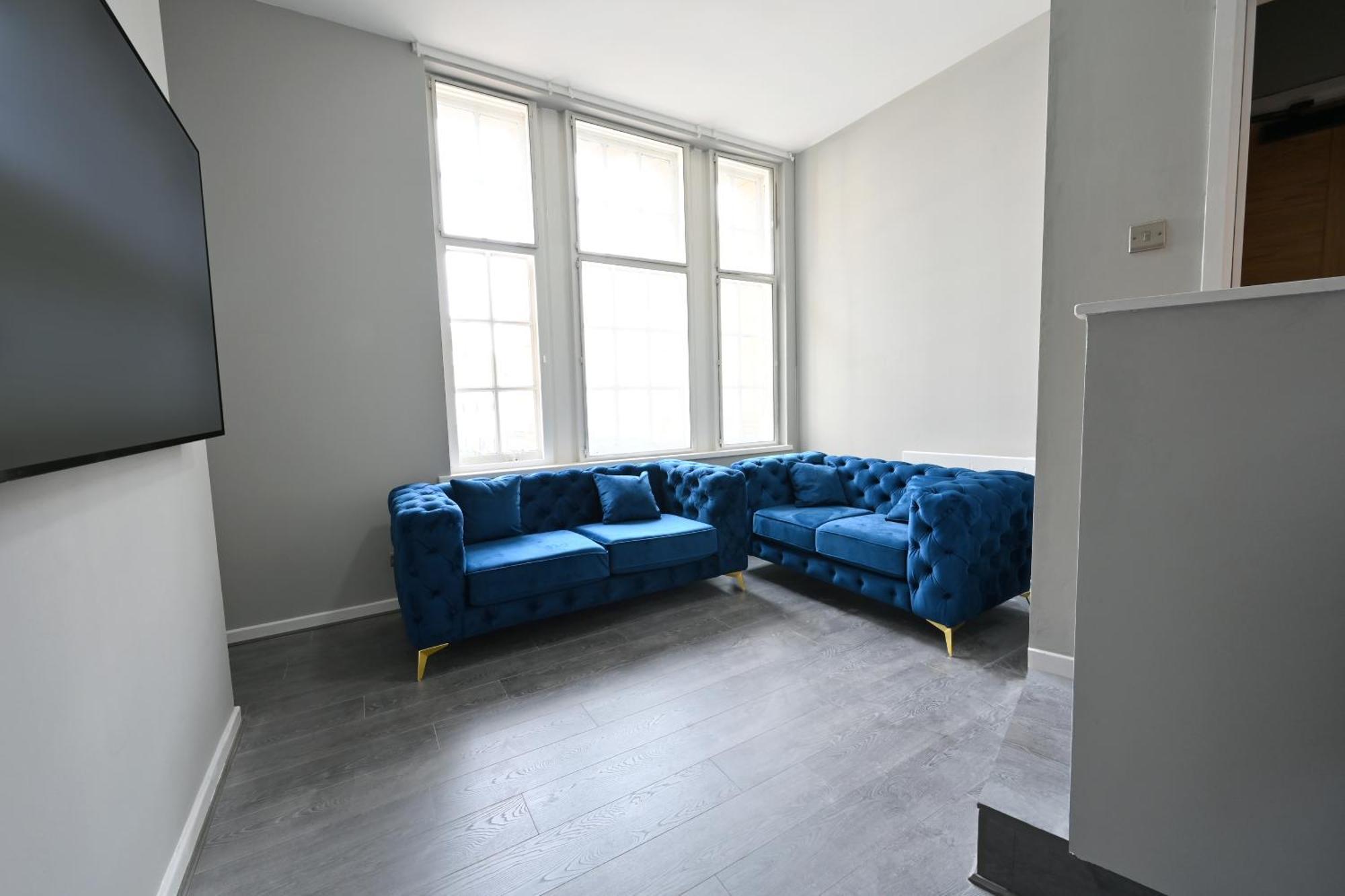 Apartment Ne1 & *