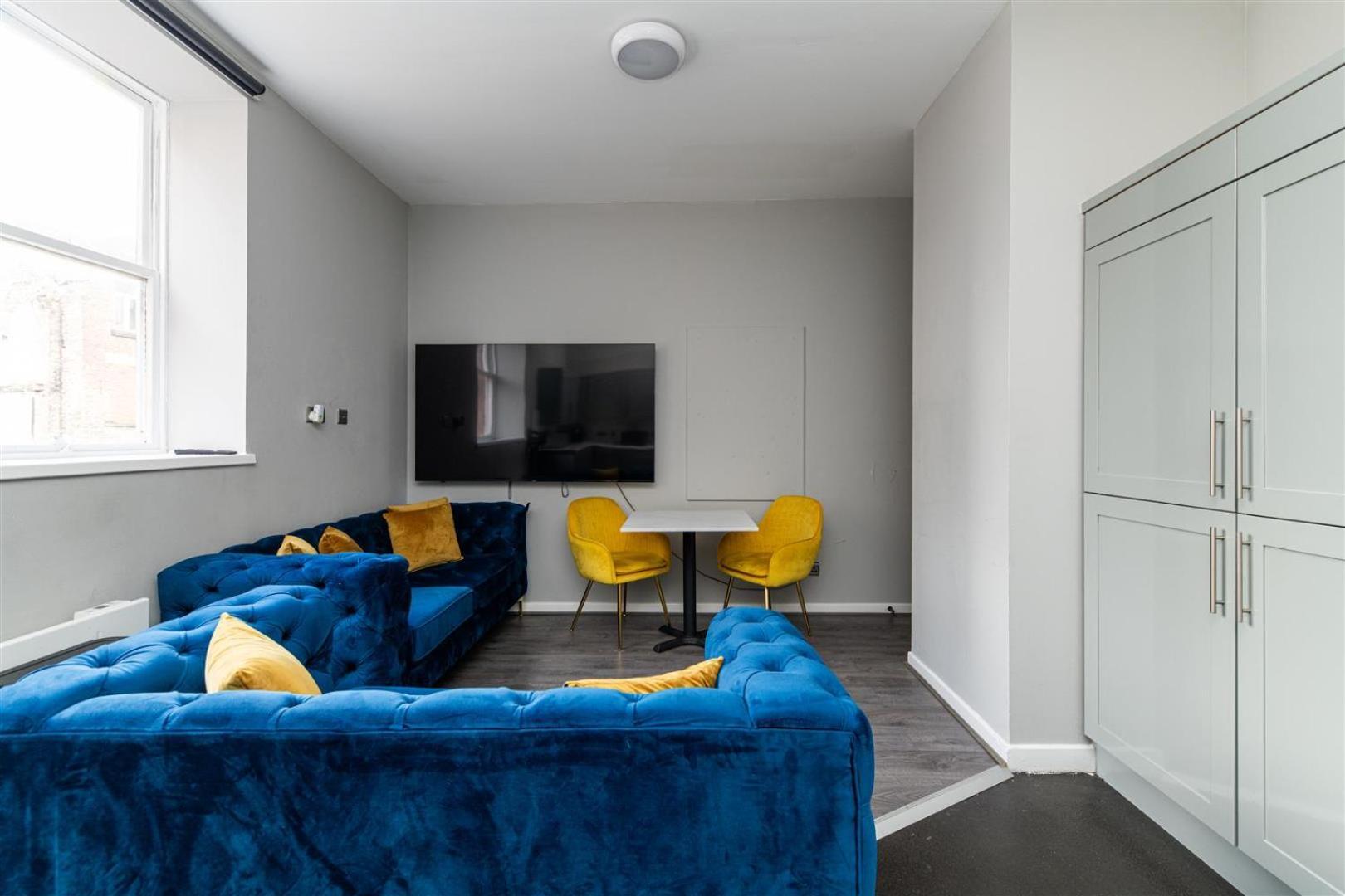 Apartment Ne1 & *
