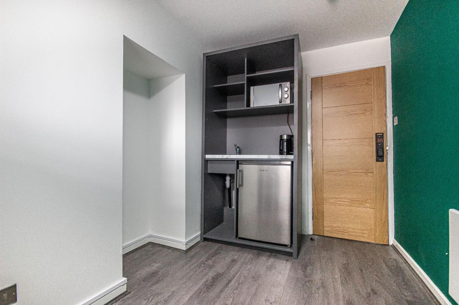 Ne1 & Apartment