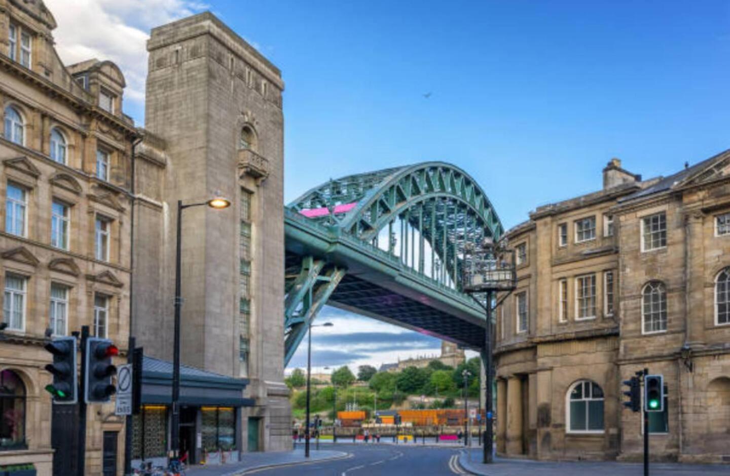 Apartment - Quayside - Sleeps 5 *