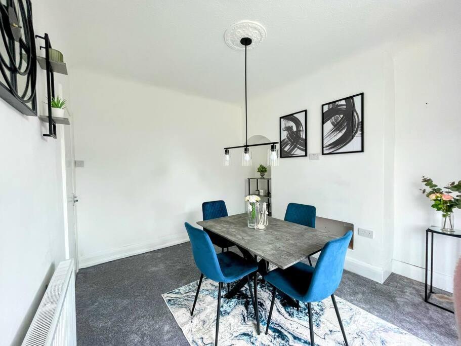 Three Bed, Fully Equipped Relaxation Paradise Holiday home Newcastle upon Tyne