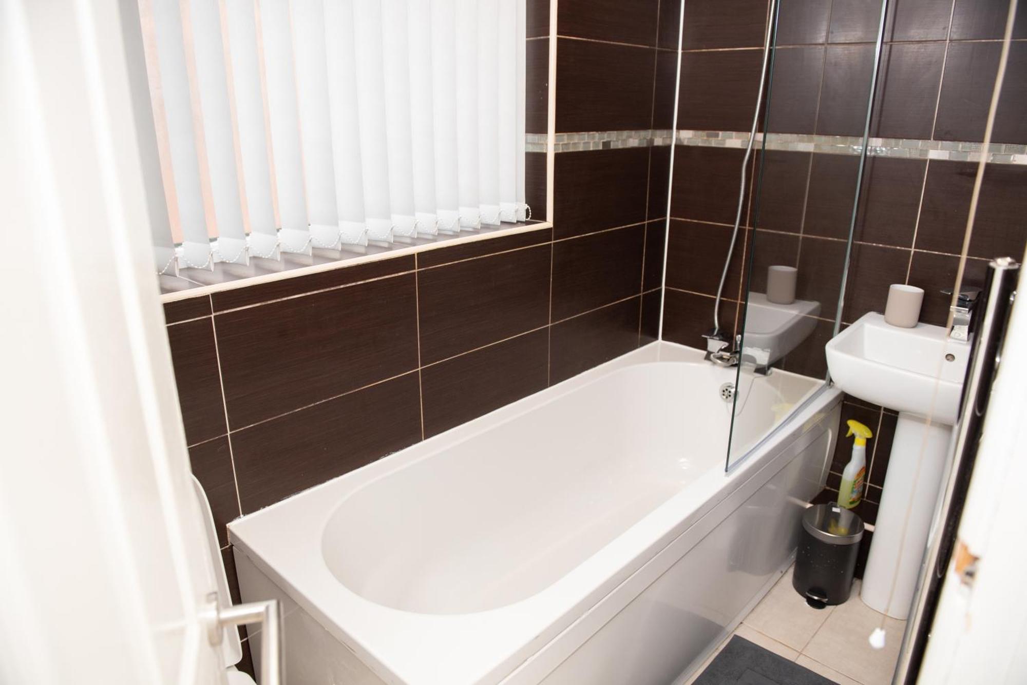 Modern Living, 1km From The Heart Of Town! Newcastle upon Tyne