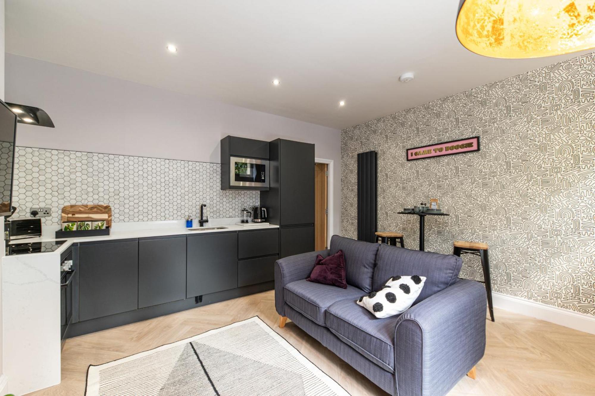 Chelmsford Loft 1 *