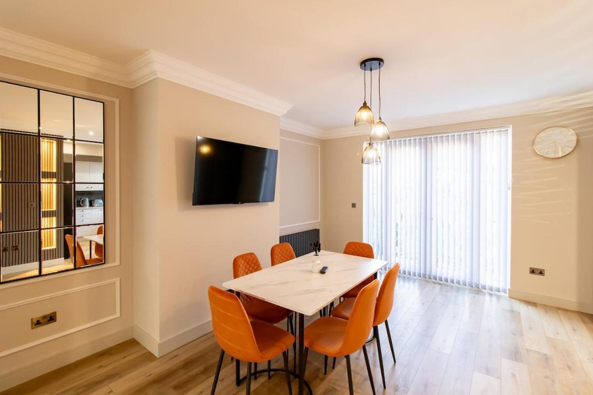 Luna Apartment-3bed Sleeps 6 - Familycontractors *