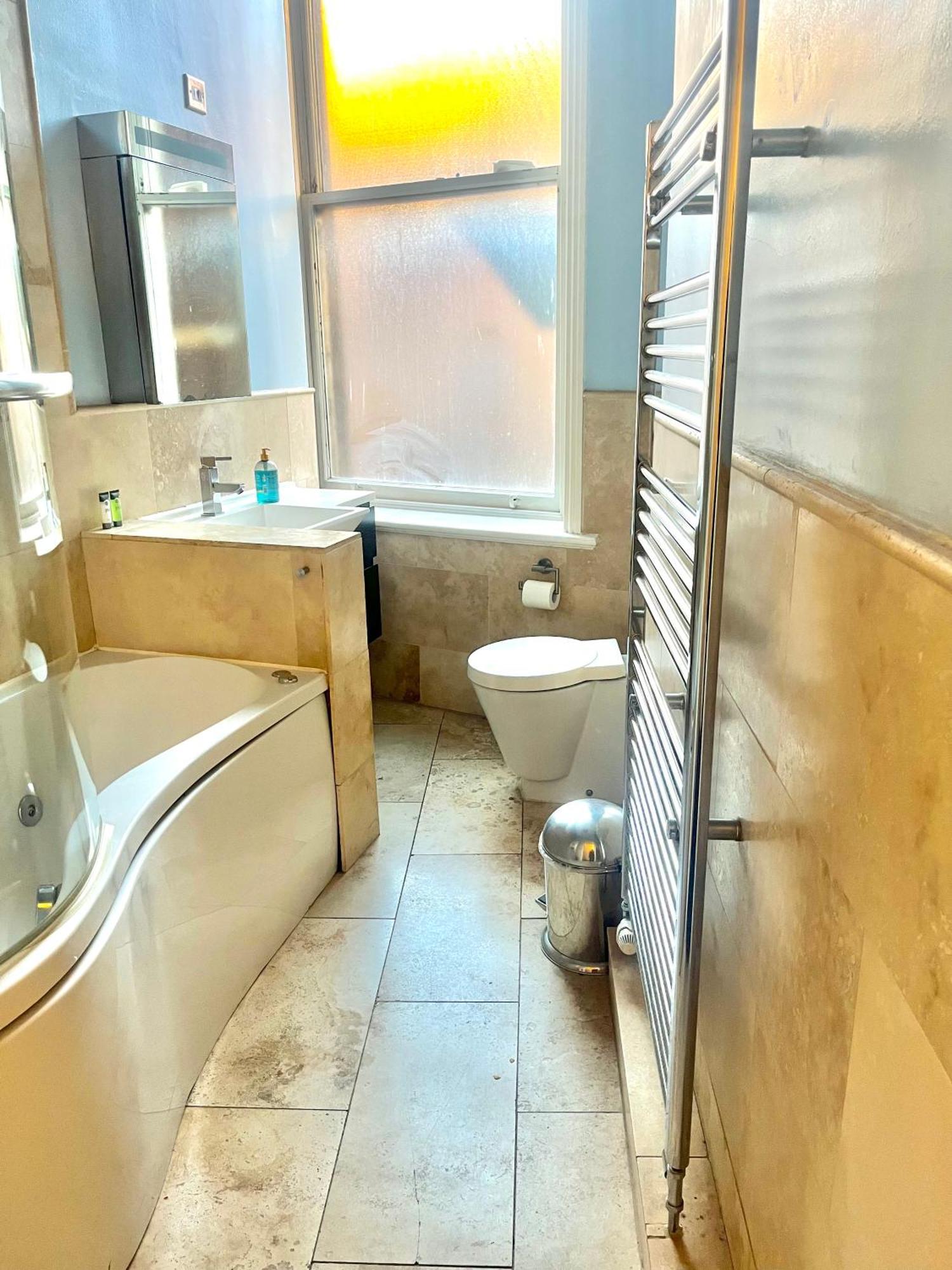 Quayside Group Holiday home *