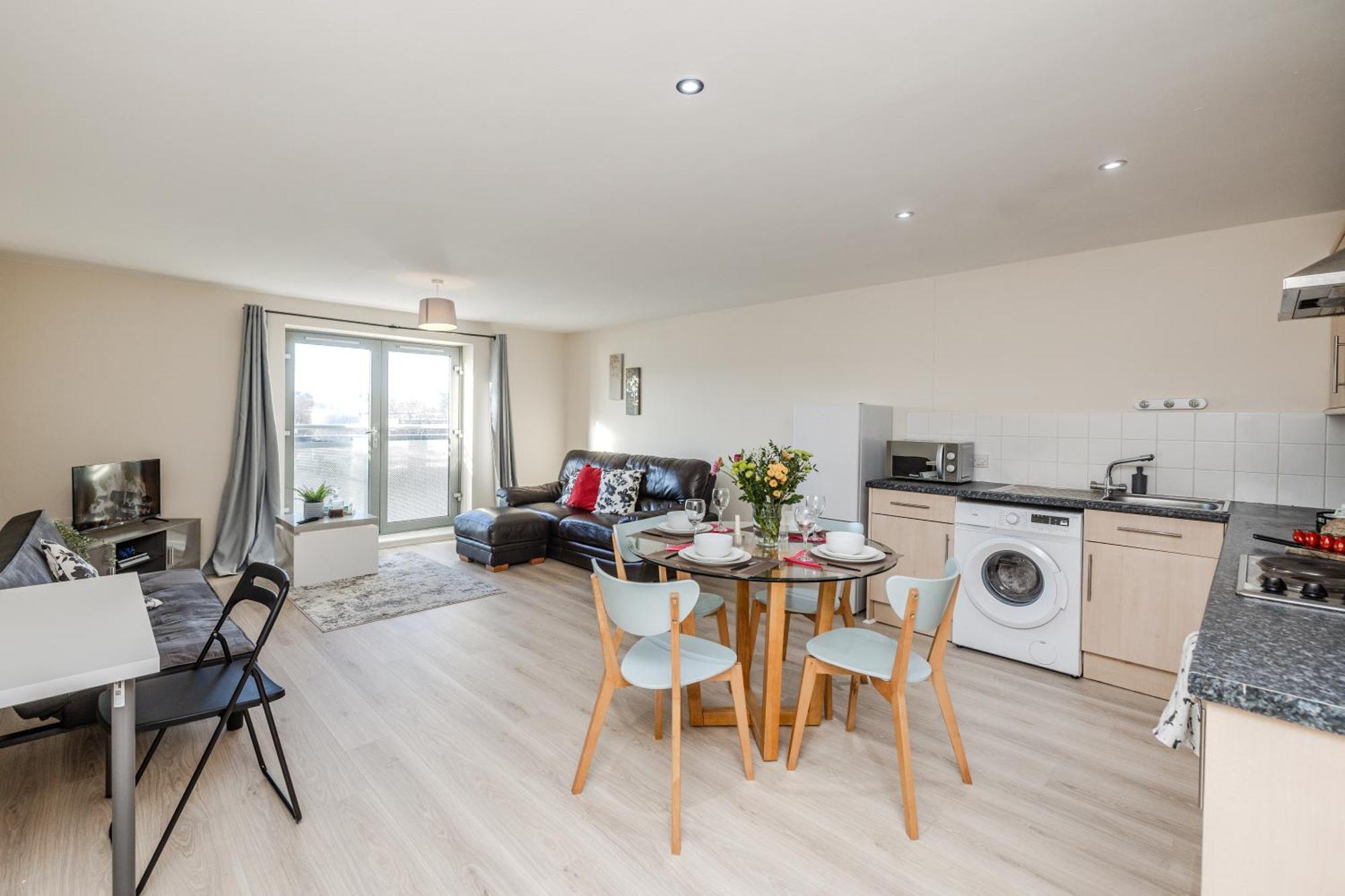 Apartment Waterfront Quayside With Secure Parking & Lift, Ideal For Mobility Users Newcastle upon Tyne
