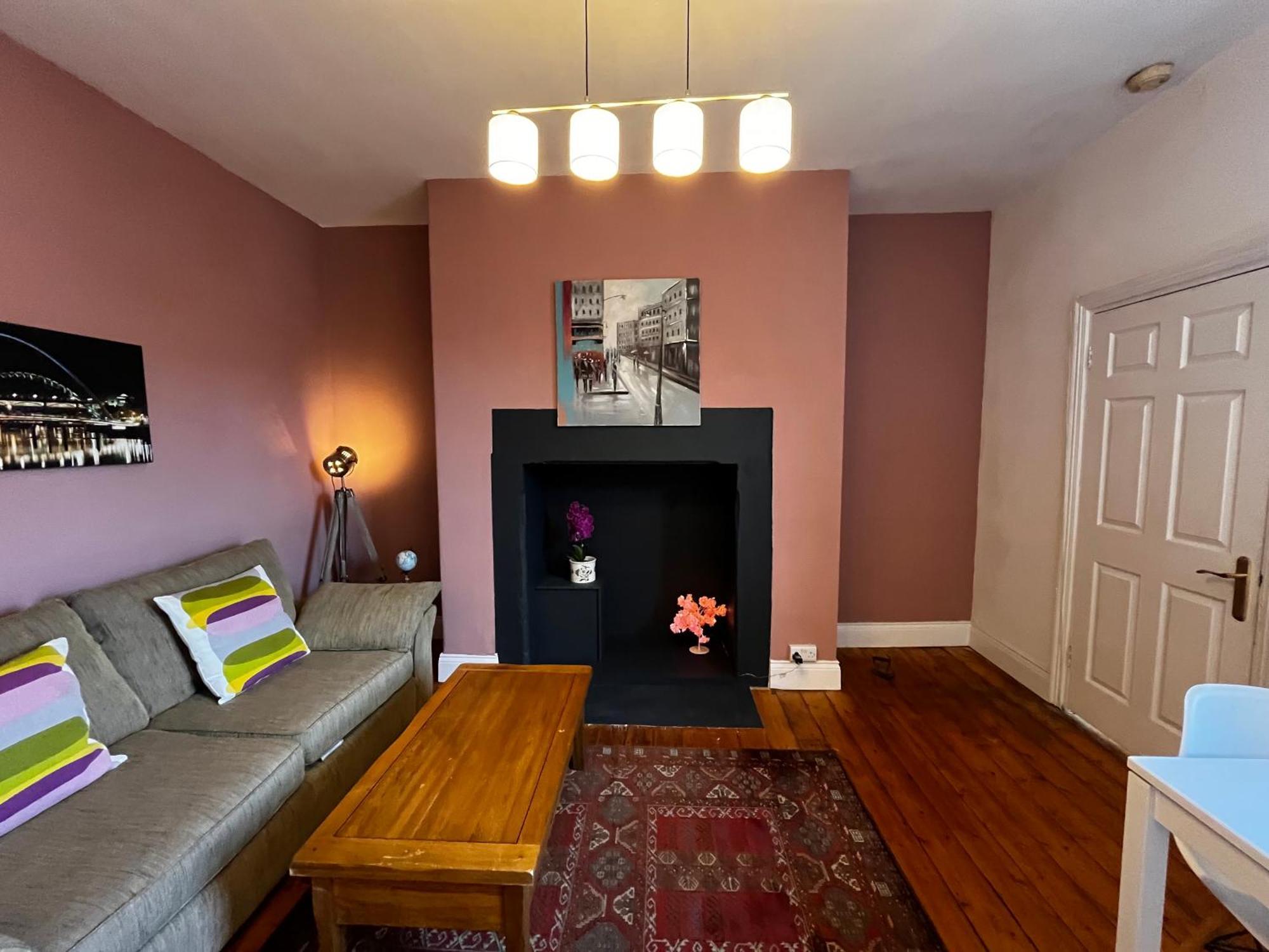 Large, Comfy Room Close To City Centre - Newcastle Upon Tyne