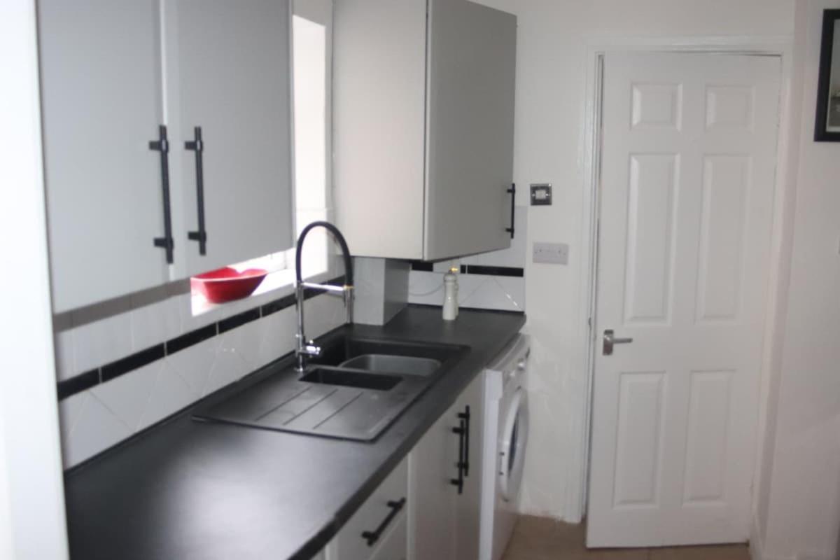 Apartment Two Bed Flat In Trendy Jesmond Newcastle upon Tyne
