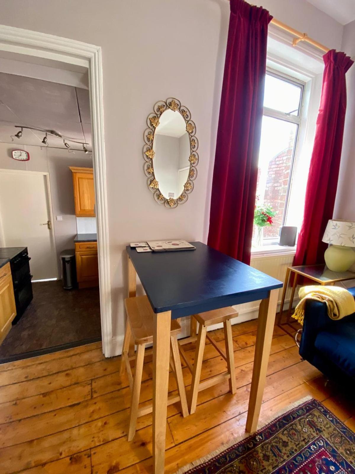 Spacious Room, Close To Centre Guest house *