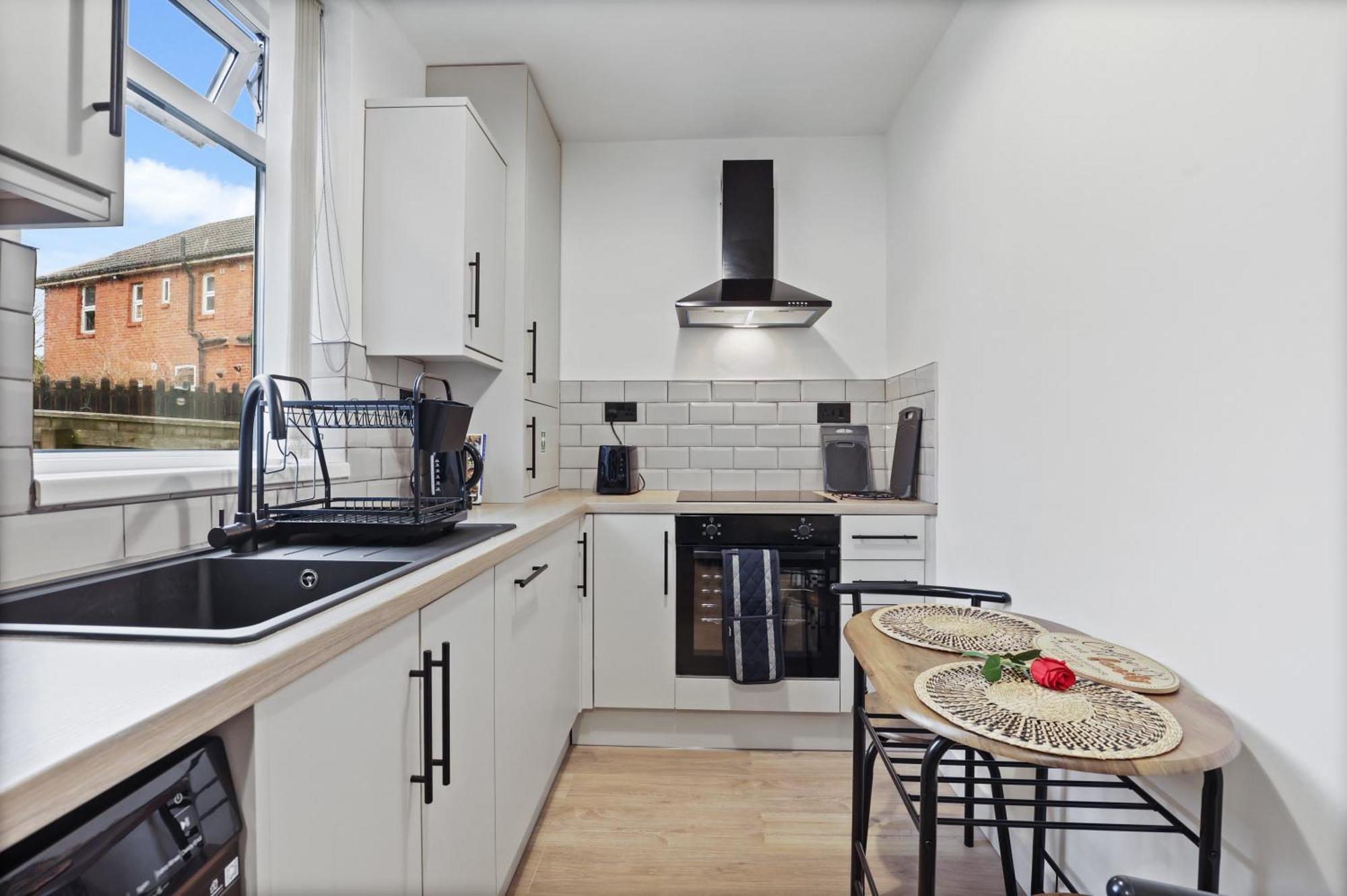 Contractors, Parking,8 Min To Center, Airport Newcastle upon Tyne