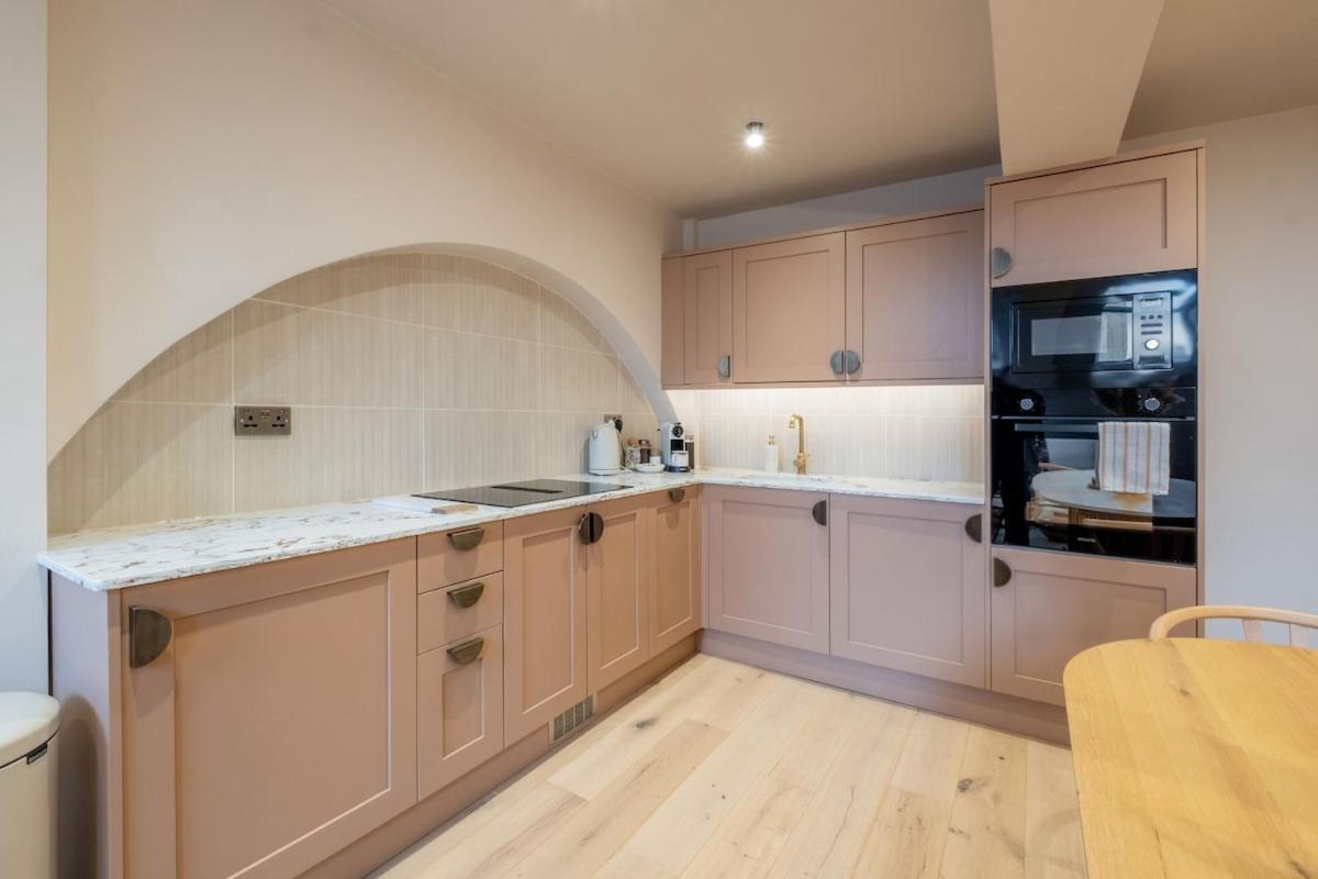 Luxury Quayside Loft Sleeps 6 Apartment *