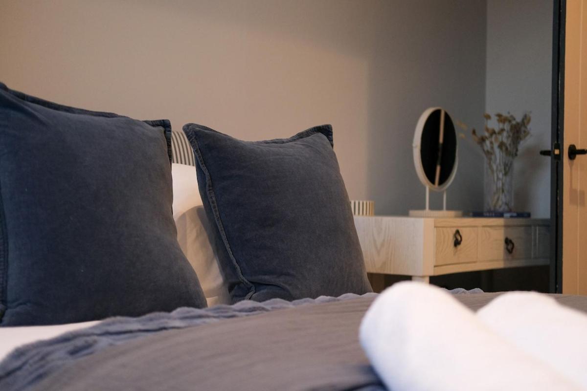 Apartment Luxury Quayside Loft Sleeps 6 Newcastle upon Tyne