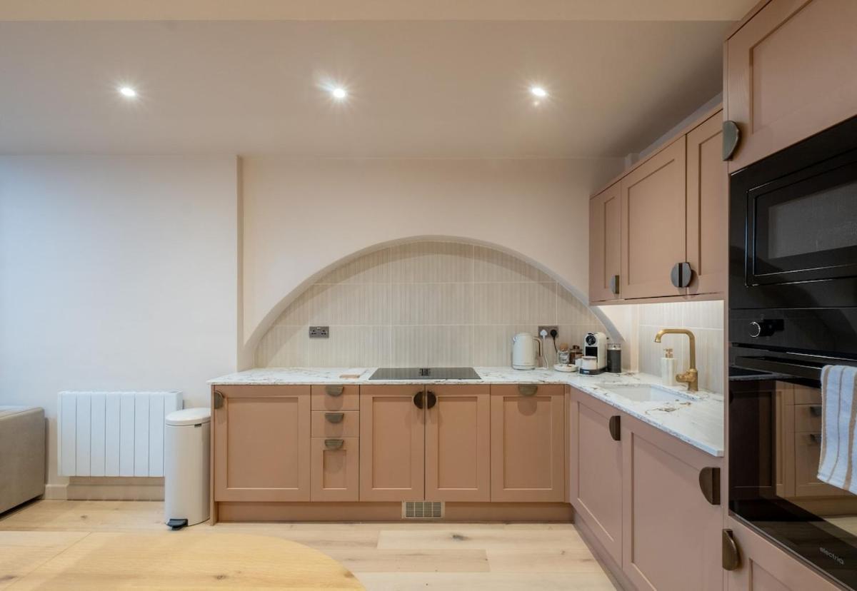 Luxury Quayside Loft Sleeps 6 Apartment