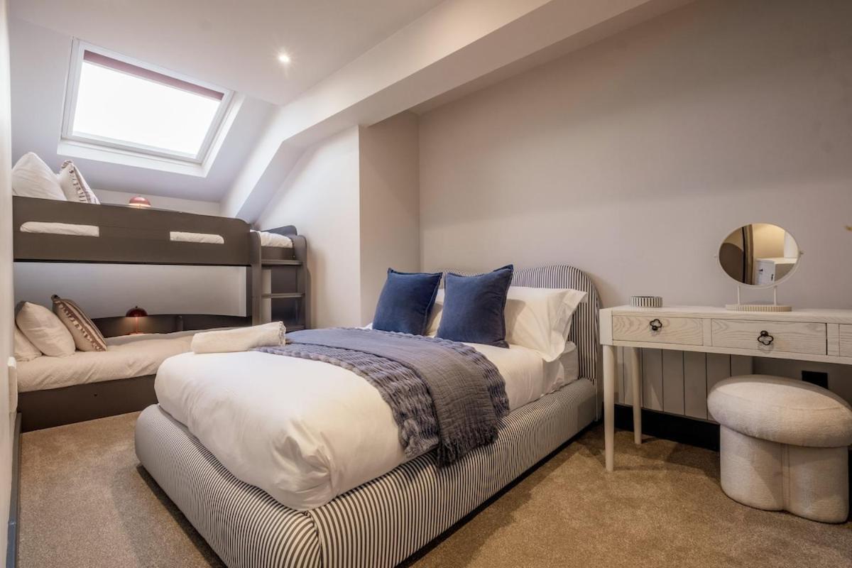 Luxury Quayside Loft Sleeps 6