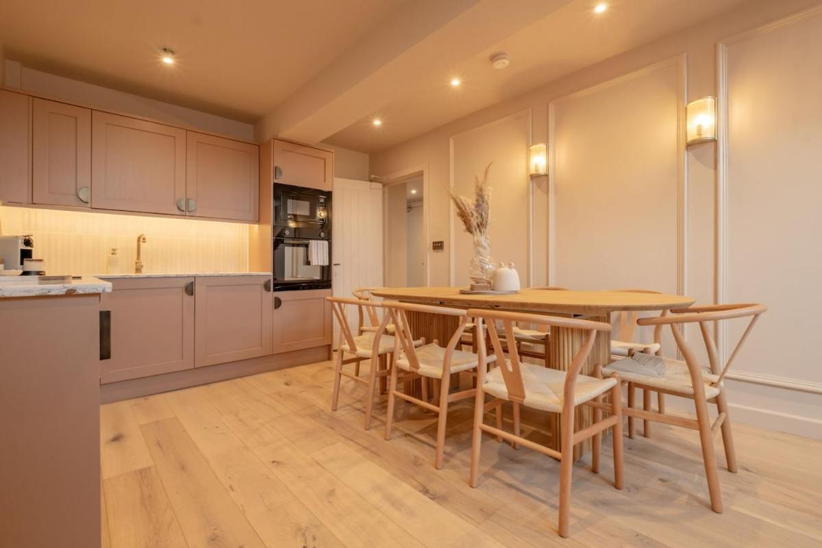 Luxury Quayside Loft Sleeps 6 Newcastle upon Tyne