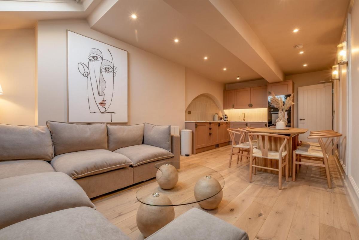 Apartment Luxury Quayside Loft Sleeps 6 *