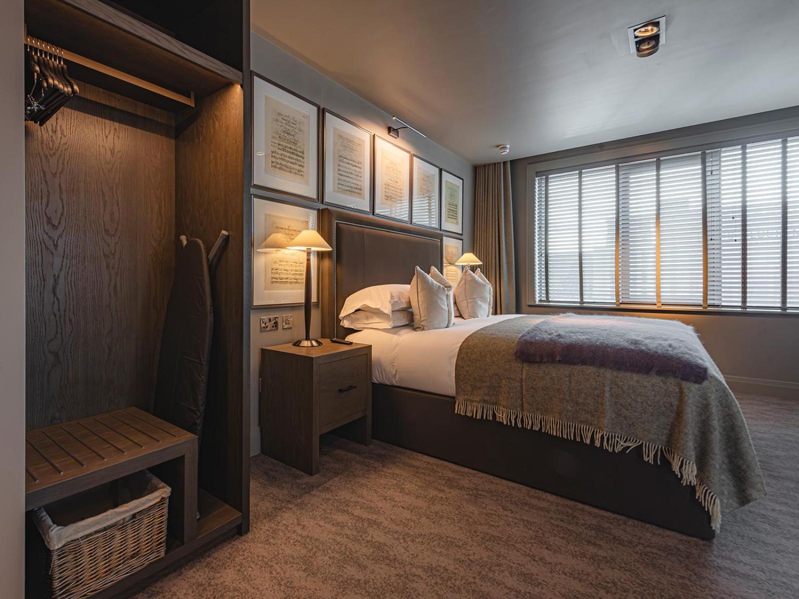 Hotel Dakota