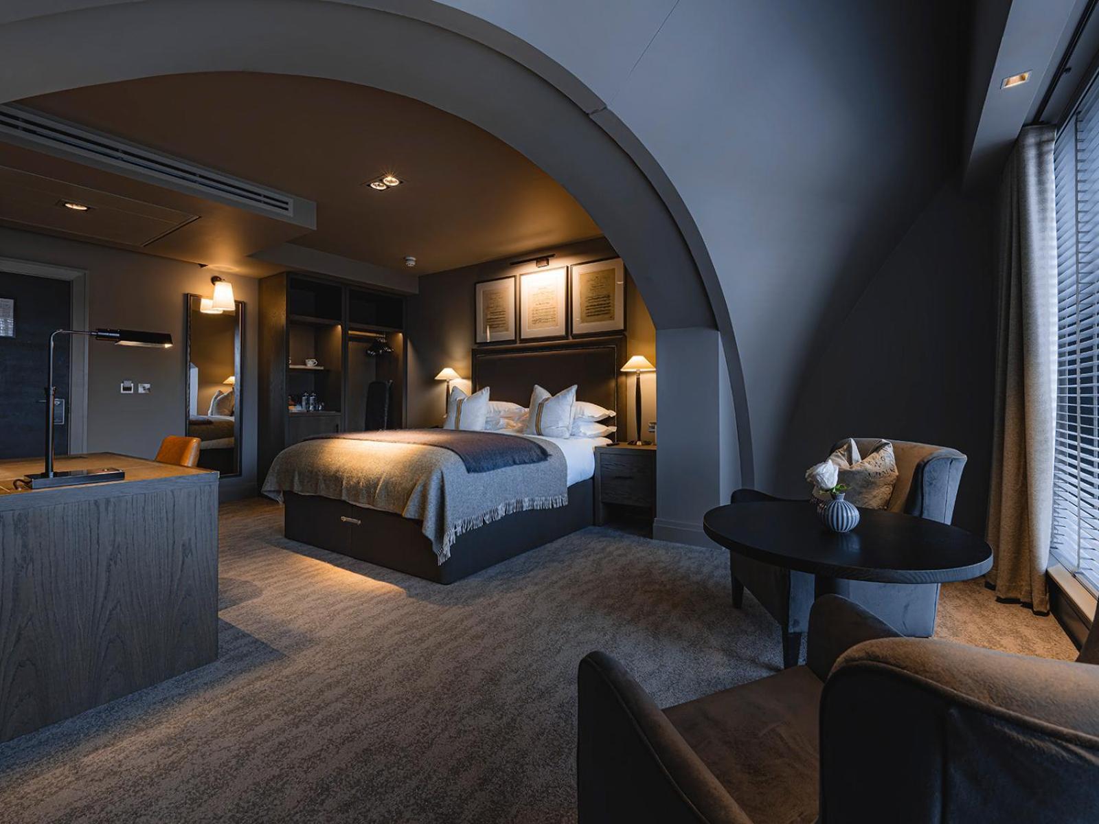 Hotel Dakota *