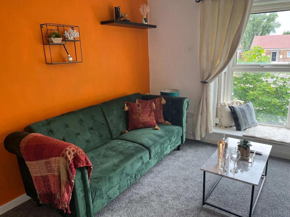 Stylish 2br - - Centre & St - Parking *