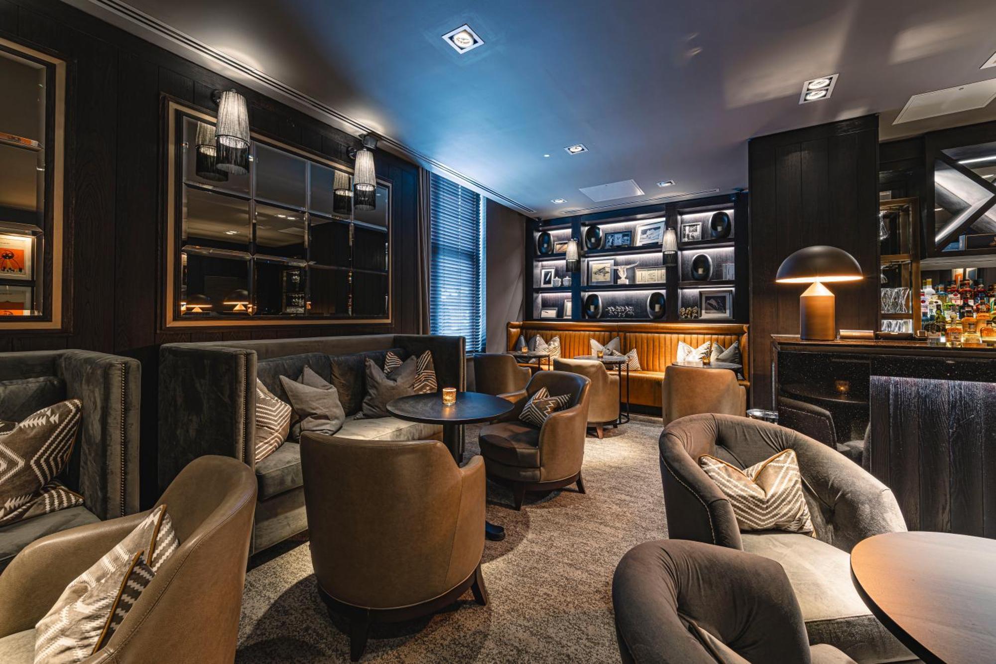 Hotel Dakota *