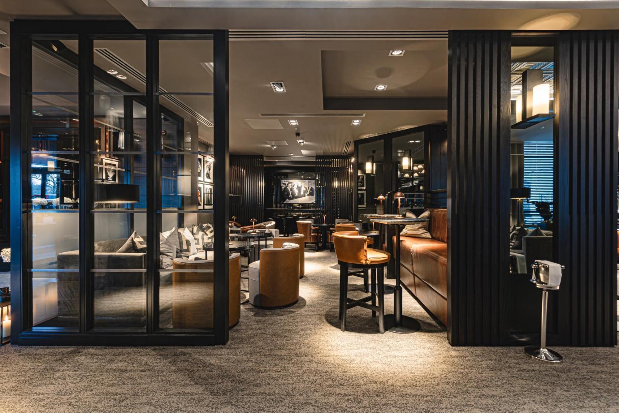 Hotel Dakota *