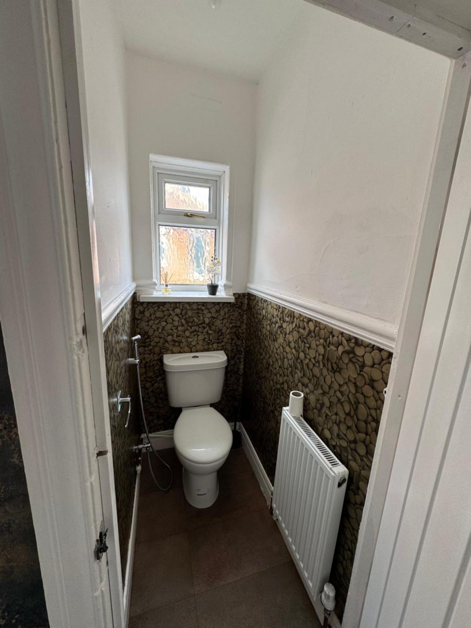Contractor Centre 7 Beds Wifi And Free Parking Holiday home *