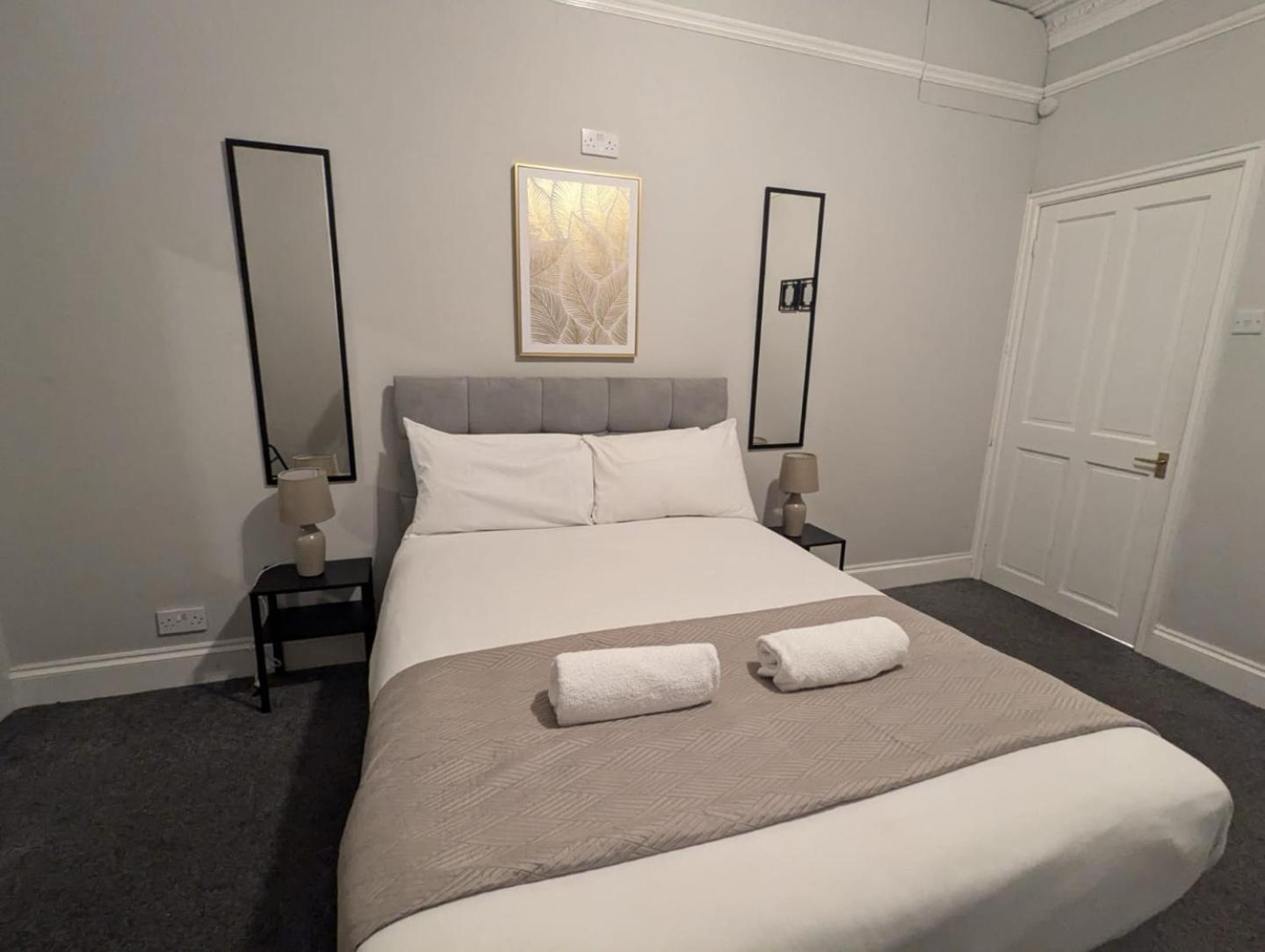 Guest house City Stays