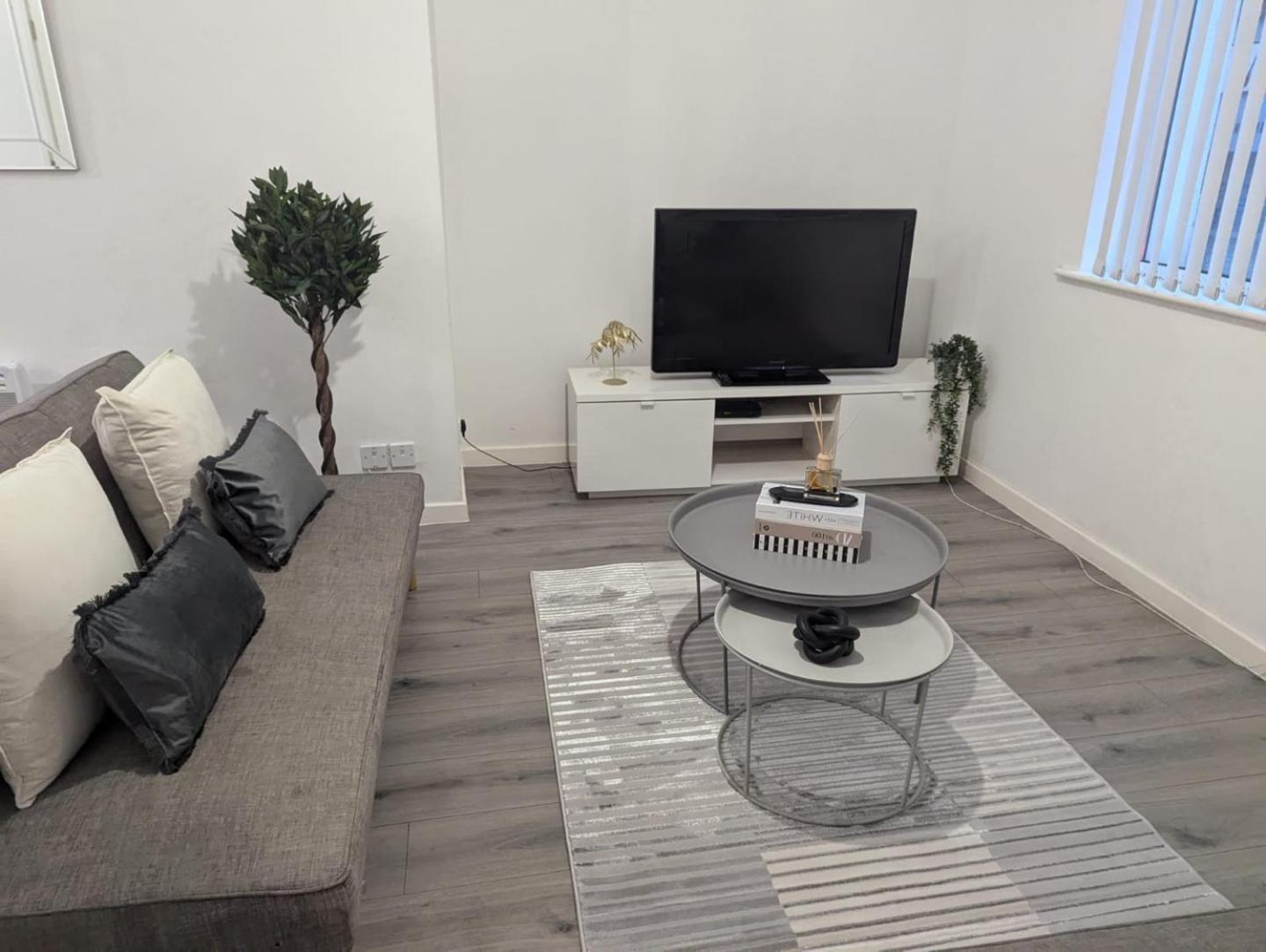 Guest house City Stays *