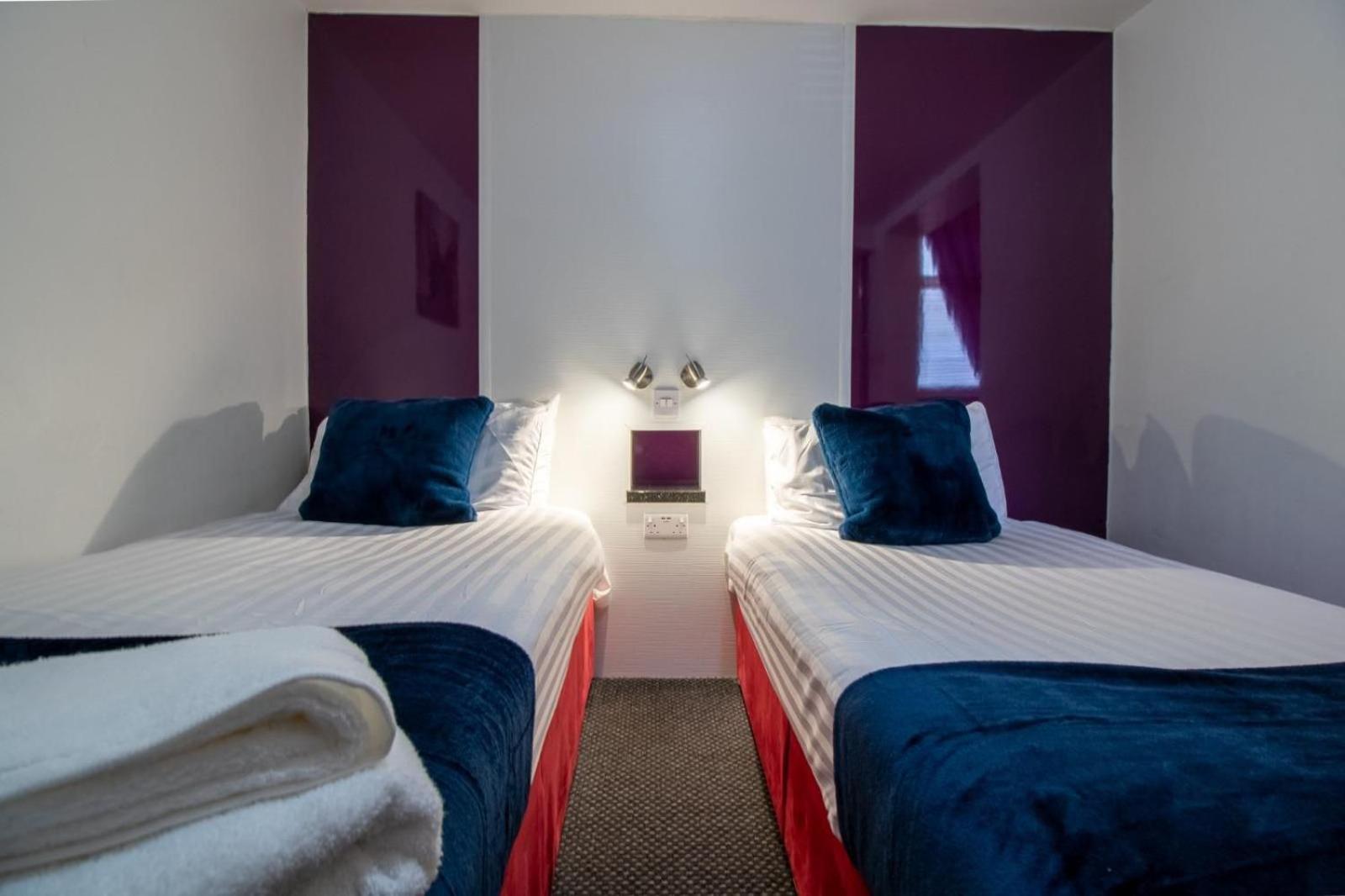 Oyo The Bentleys Guest house