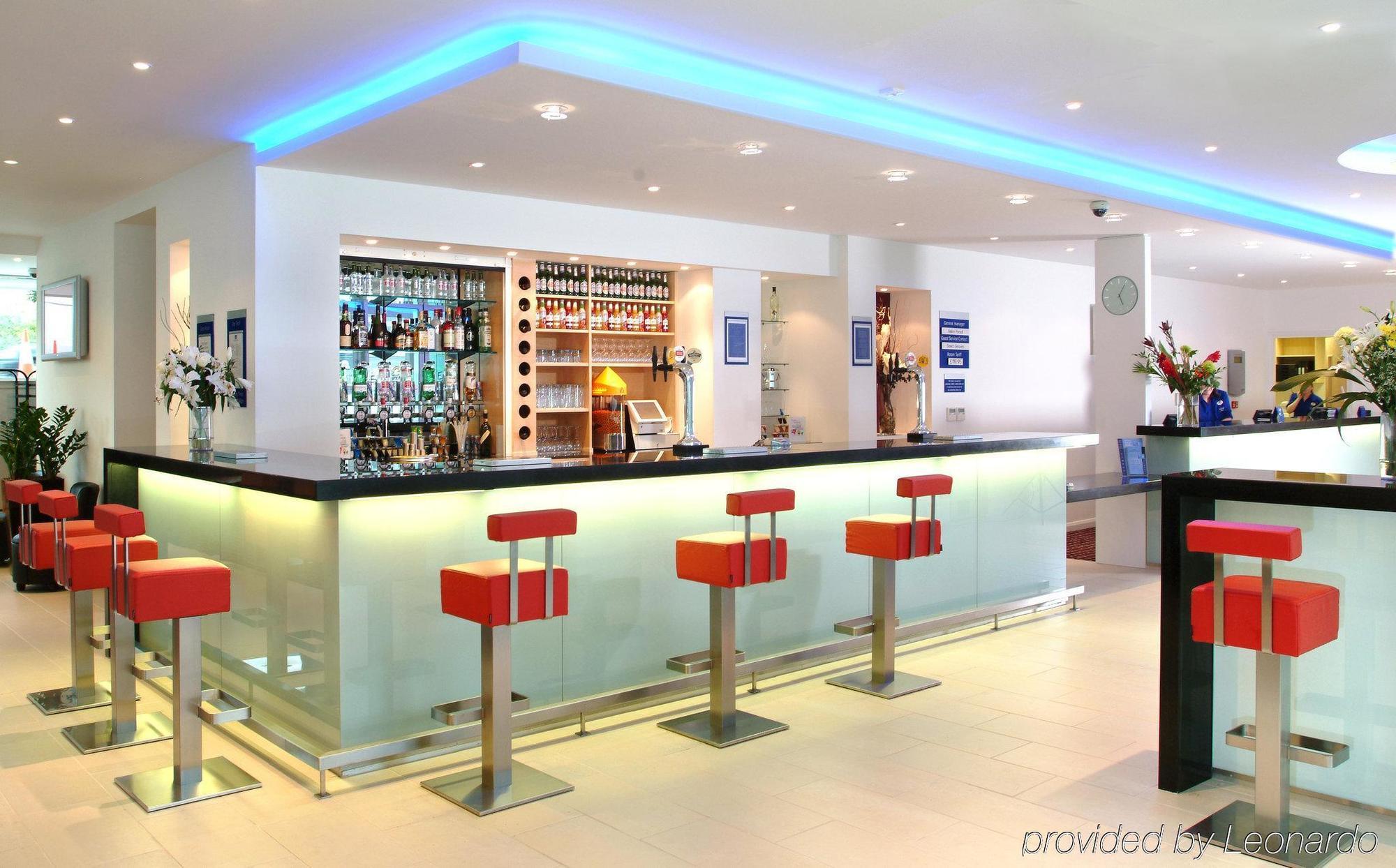 Express Centre By Ihg 3*
